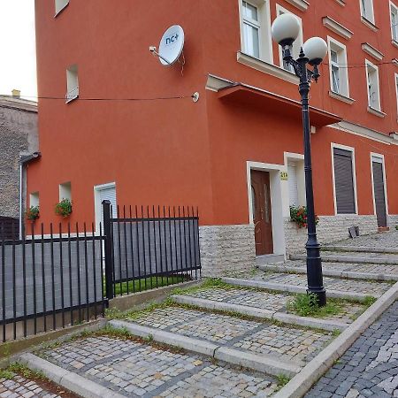 Apartament Przy Ratuszu Boguszów-Gorce Exteriör bild