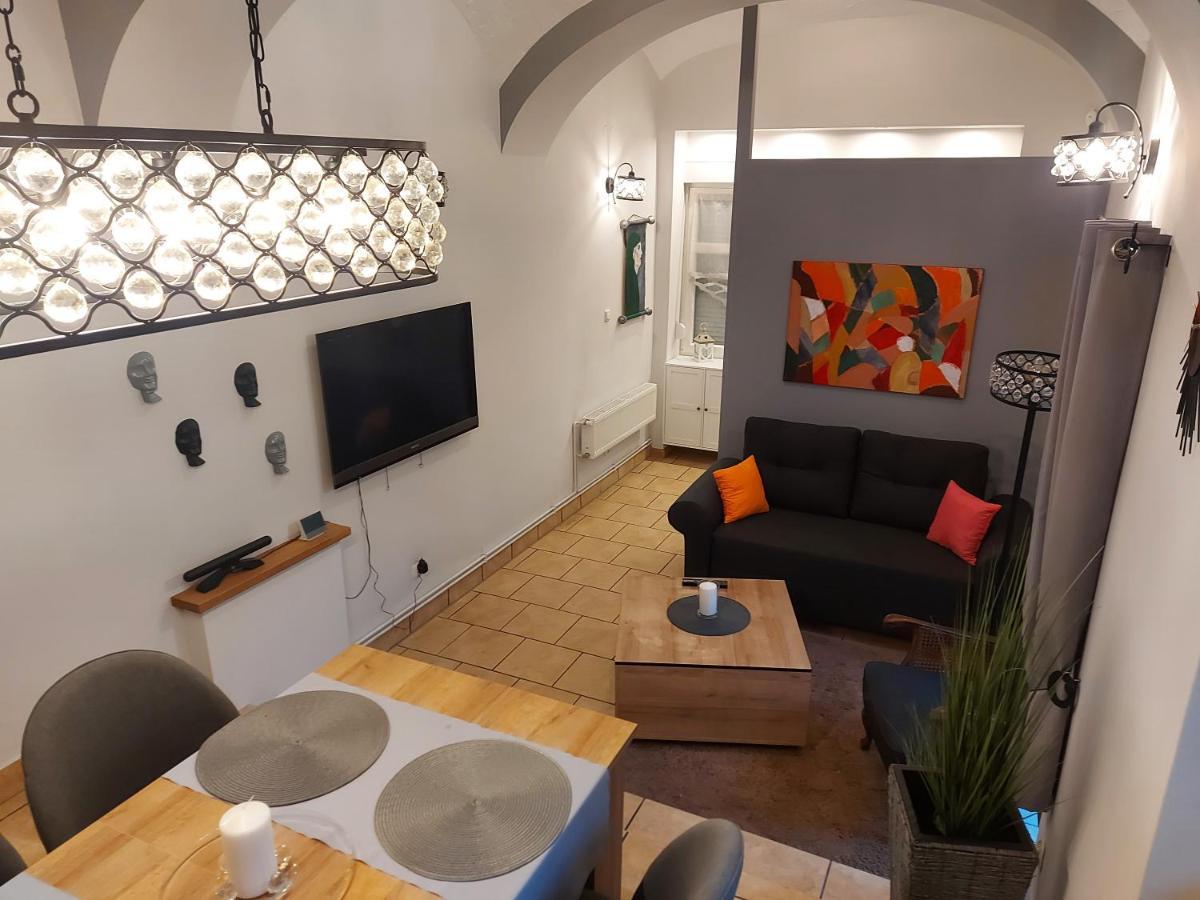 Apartament Przy Ratuszu Boguszów-Gorce Exteriör bild